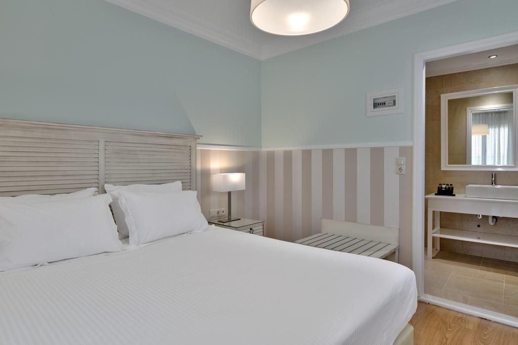 Anaktorikon Boutique Hotel ตรีโปลิส ภายนอก รูปภาพ